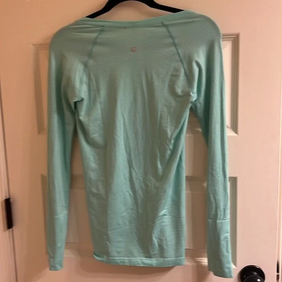 EUC Lululemon Women’s Swiftly Tech Long Sleeve Shirt Mint Blue Green- Size 6 - Picture 7 of 7